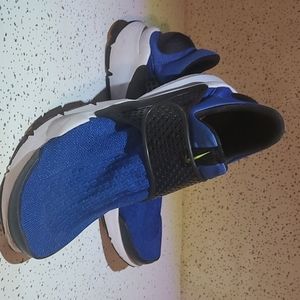 Blue Nike Sock Dart